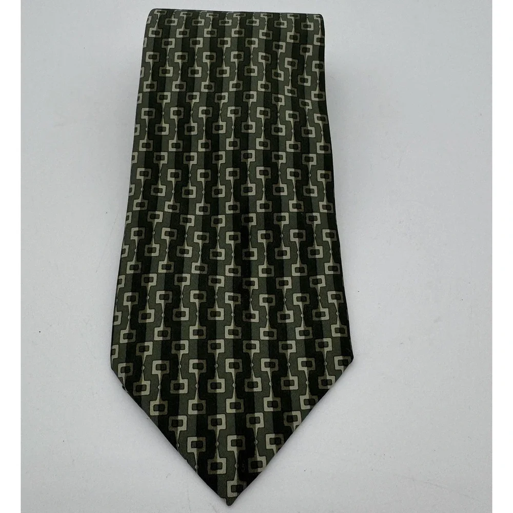 Gucci Green Geometric Silk Tie‎ 4 Inch 58 Inch Made In Italy Luxury